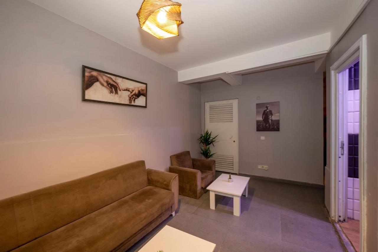 Taksim Square Hostel Стамбул Екстер'єр фото