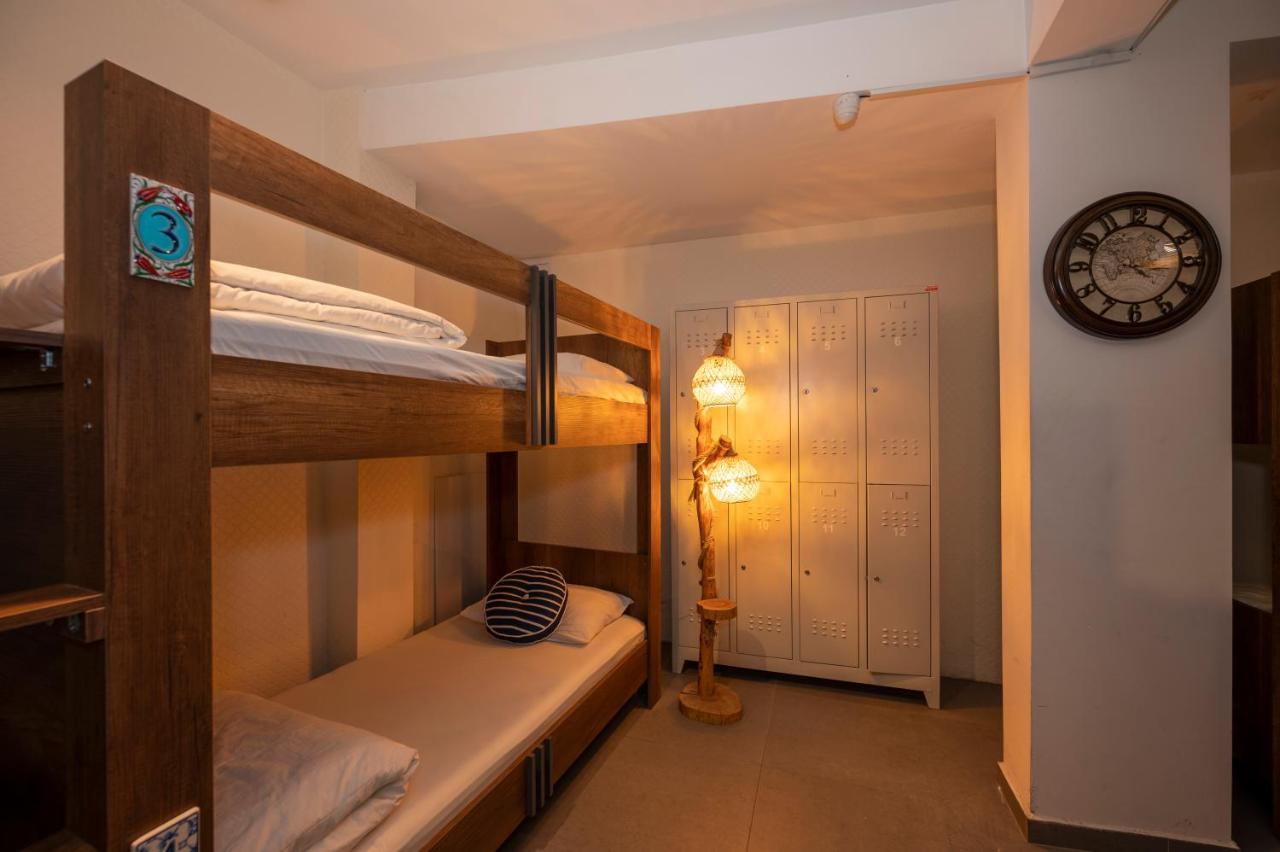Taksim Square Hostel Стамбул Екстер'єр фото