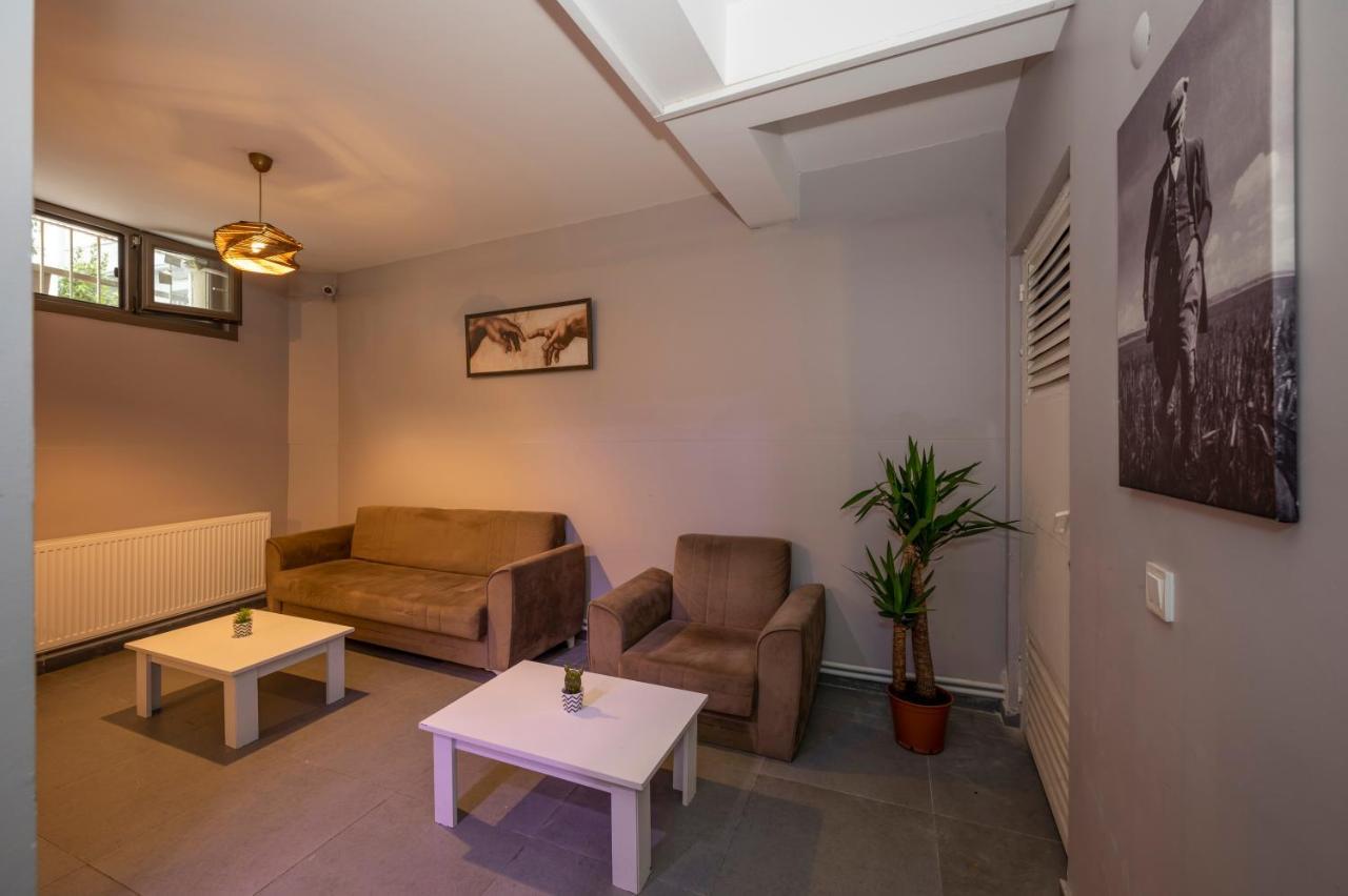 Taksim Square Hostel Стамбул Екстер'єр фото